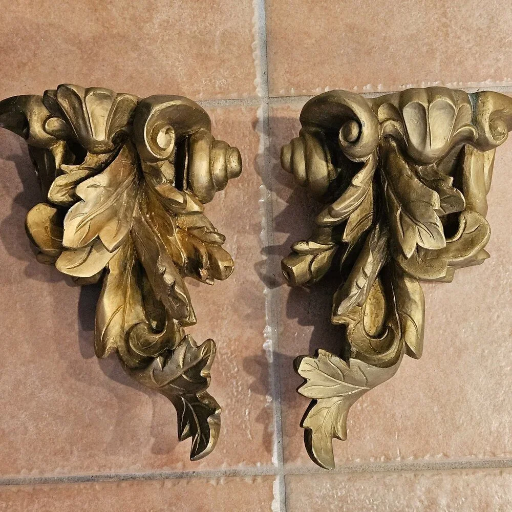 RARE PAIR VINTAGE ORNATE HOLLYWOOD REGENCY GOLD LEAF WALL SHELF CORBELS BRACKET
